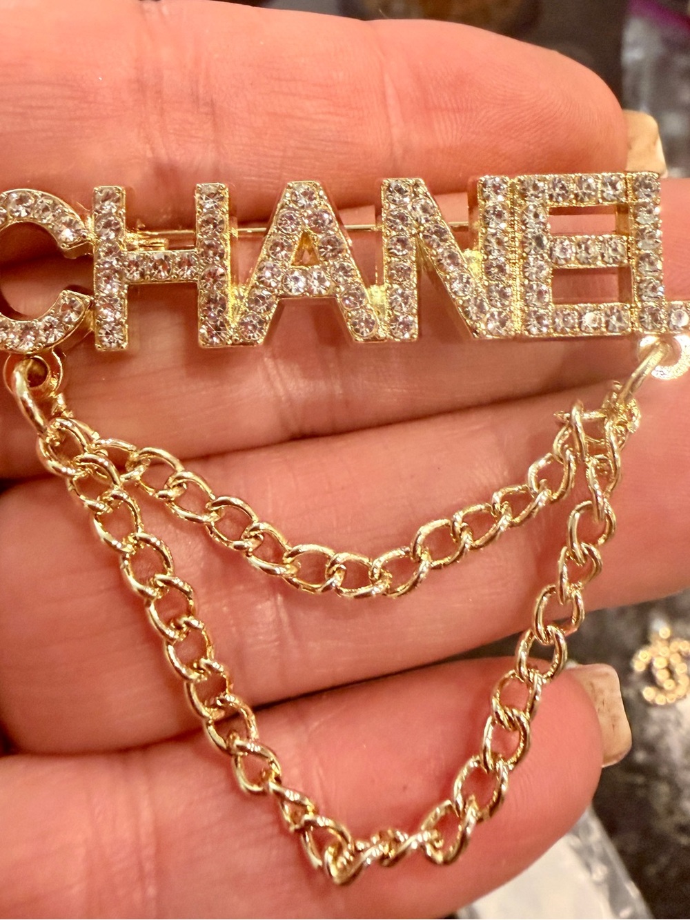 New Chanel-Inspired Crystal Logo Brooch Pin | Gold Chain Statement Glam Luxury - Picture 2 of 10
